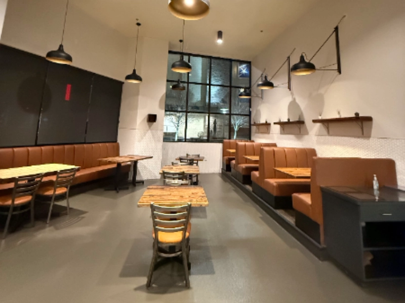 Restaurant Inside